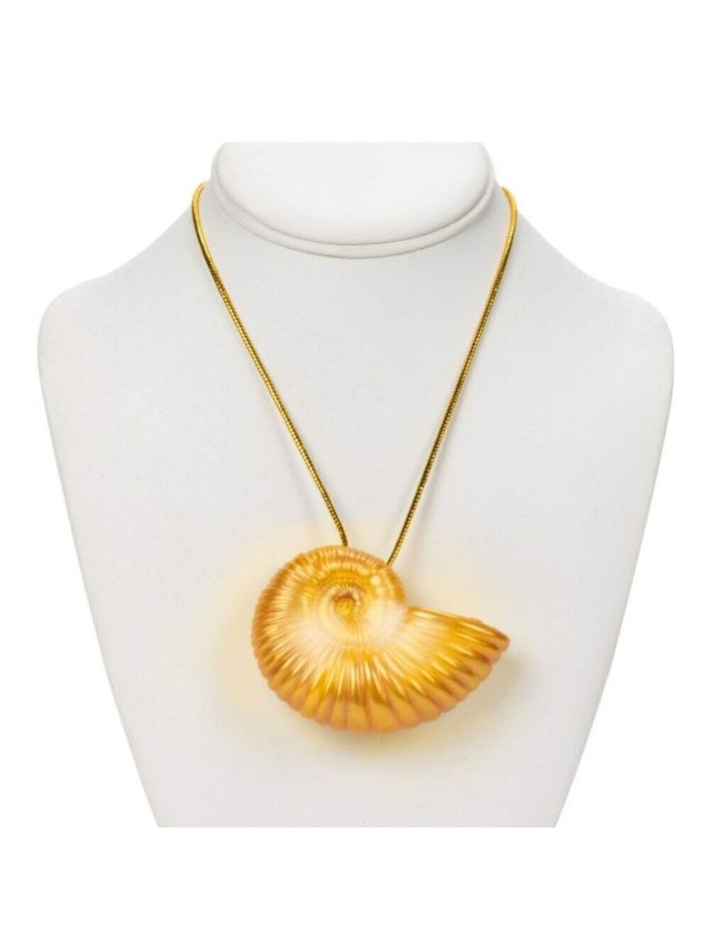 Disney The Little Mermaid Ariel's Singing Sea Shell Necklace, Ages 3+ WORKS